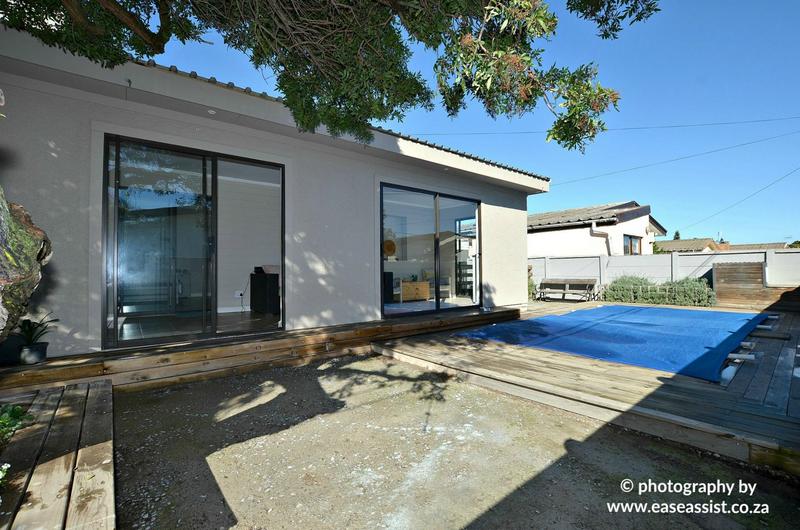 To Let 3 Bedroom Property for Rent in Peerless Park North Western Cape